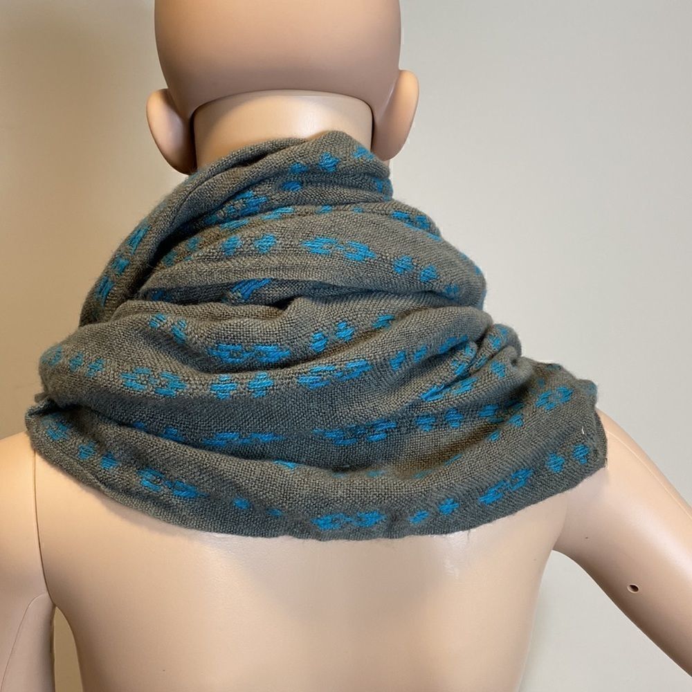 14th & Union infinity scarf - Picture 2 of 7
